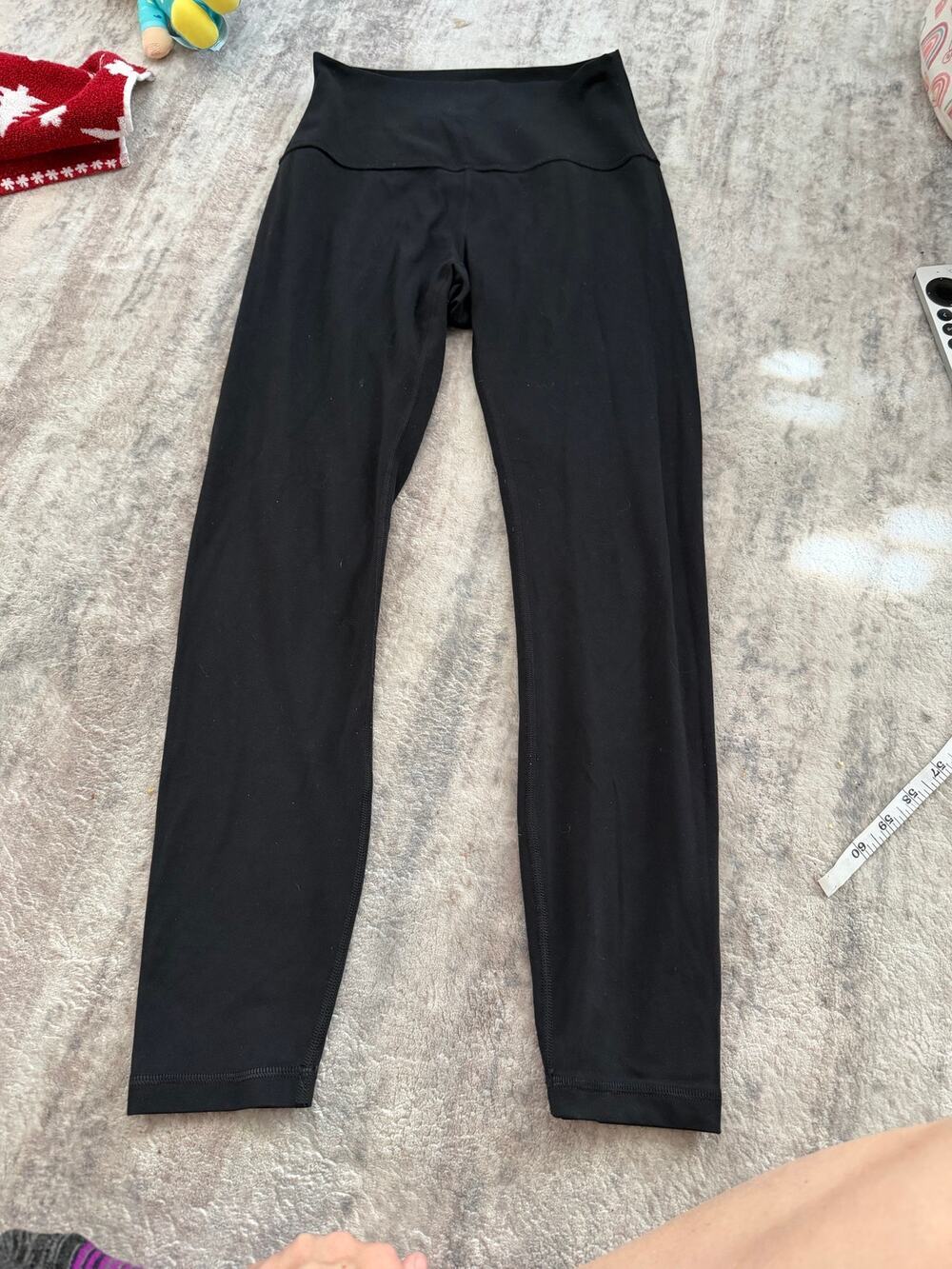 CRZ yoga black leggings sz S activewear fitted flattering gym